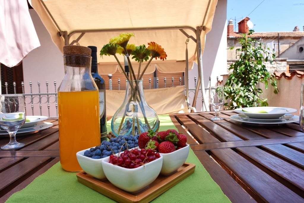 Apartment House Senna Πόρετς Εξωτερικό φωτογραφία