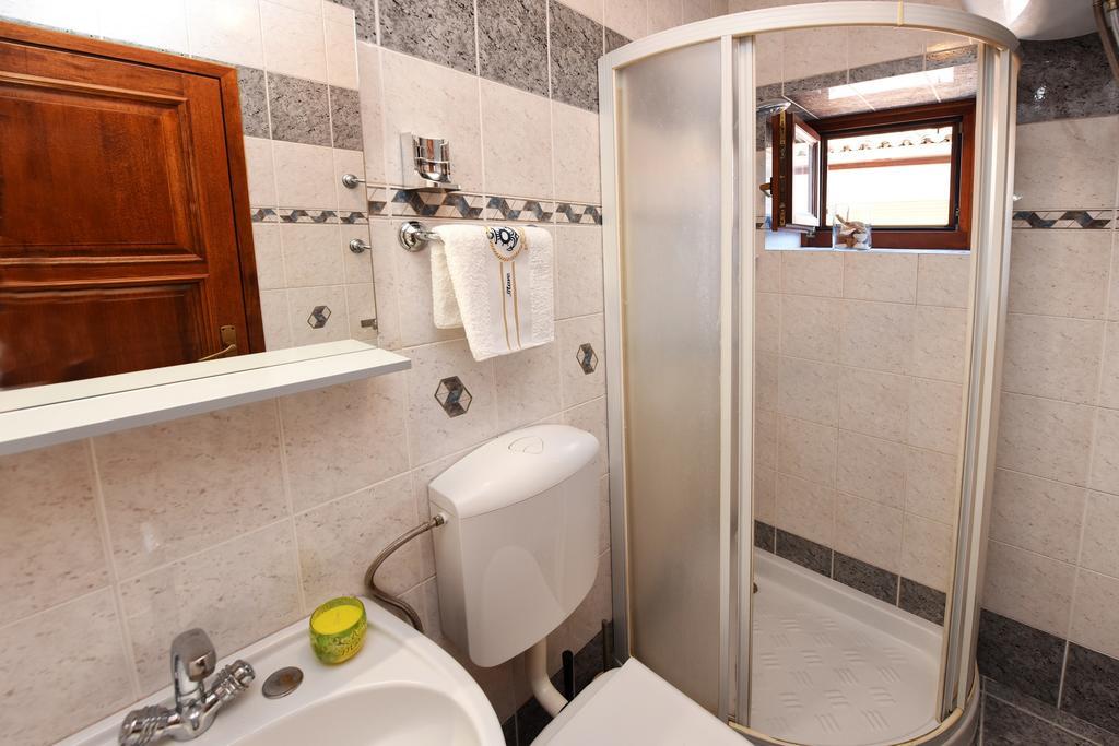 Apartment House Senna Πόρετς Εξωτερικό φωτογραφία