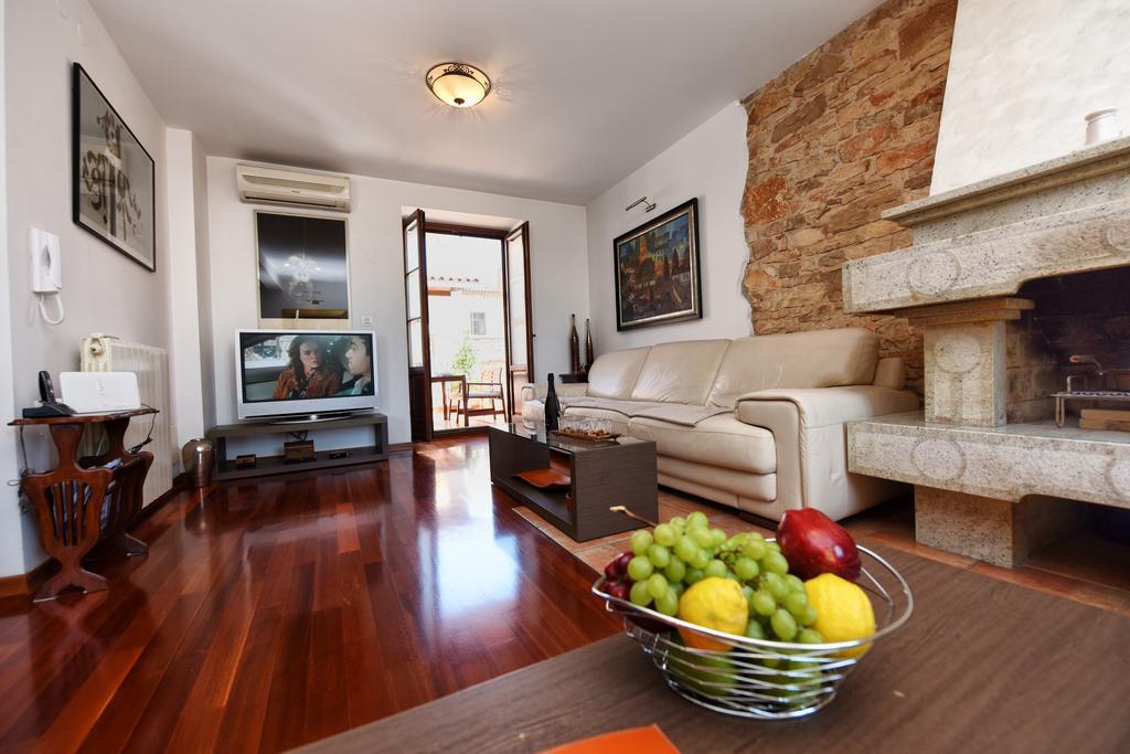 Apartment House Senna Πόρετς Εξωτερικό φωτογραφία