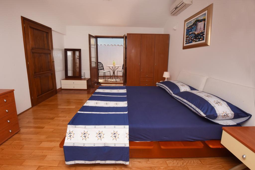 Apartment House Senna Πόρετς Εξωτερικό φωτογραφία
